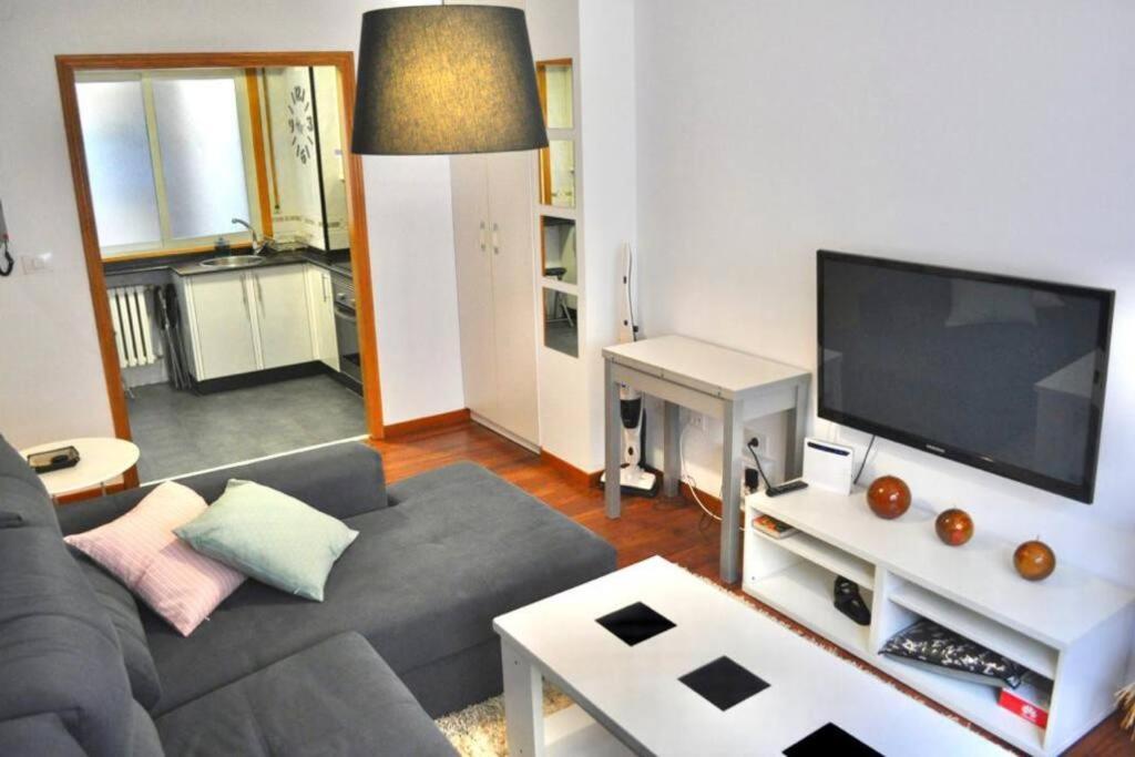 Curros Enriquez Rd, Centrico, Plaza Garage Daire Ourense Dış mekan fotoğraf
